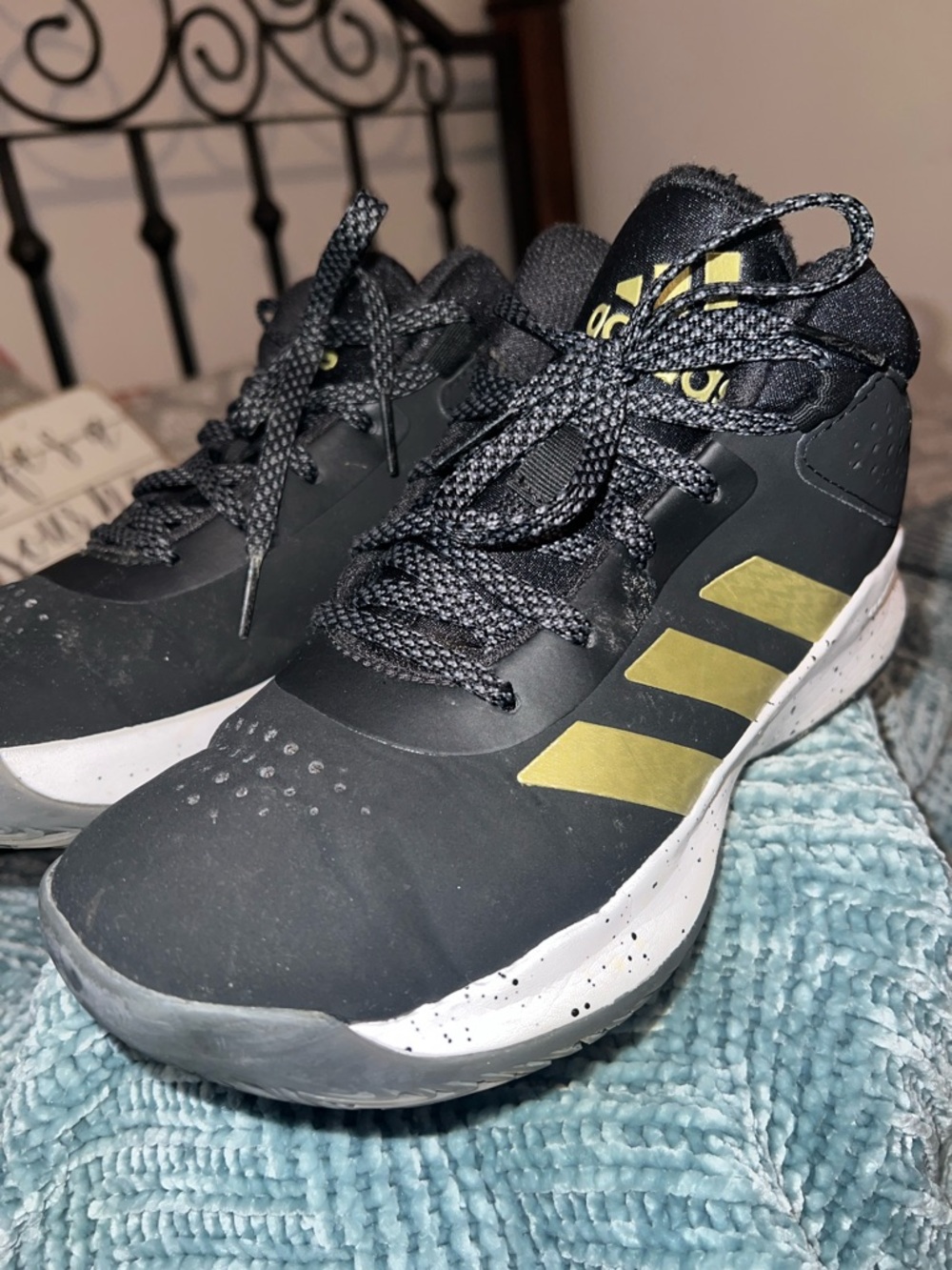 Adidas Cross Em Up 5 Shoe Wide Kids Basketball Sneakers